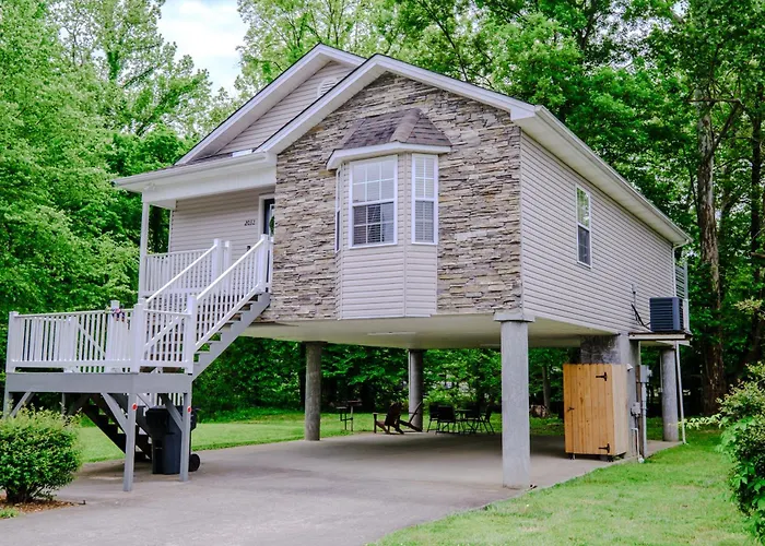 Creekside Cottage By Eden Crest